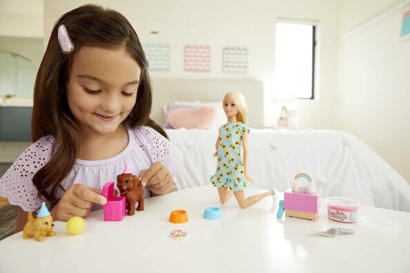 Mattel Barbie poppenset - speciale puppyverjaardag