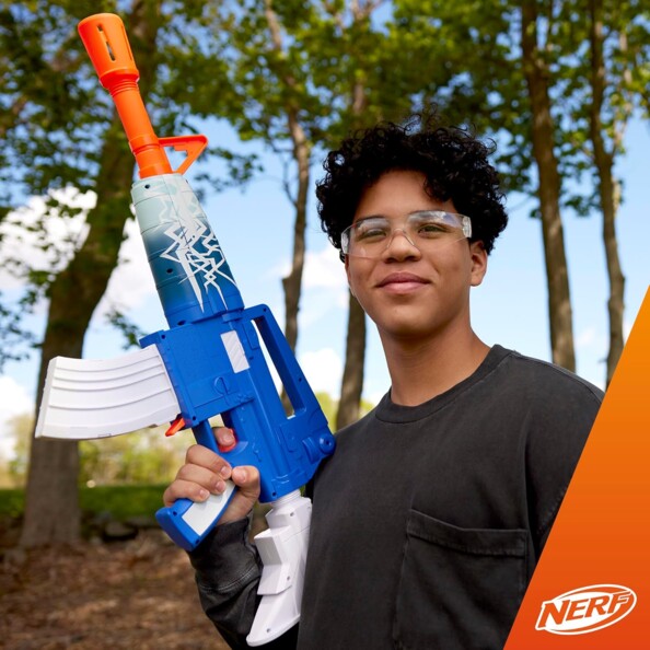 Hasbro Nerf Fortnite Blue Shock dartblaster met gemotoriseerd snelvuur